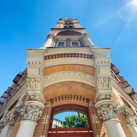 1898 Aparthotel 4*