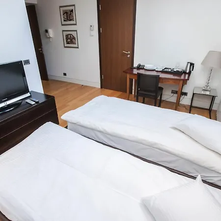 1898 Aparthotel 4*