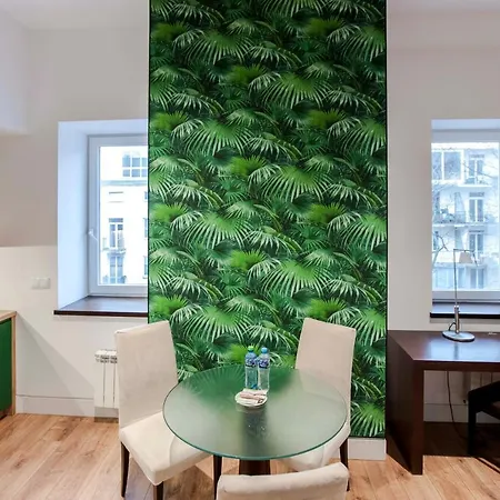 Apart Otel 1898 Varşova